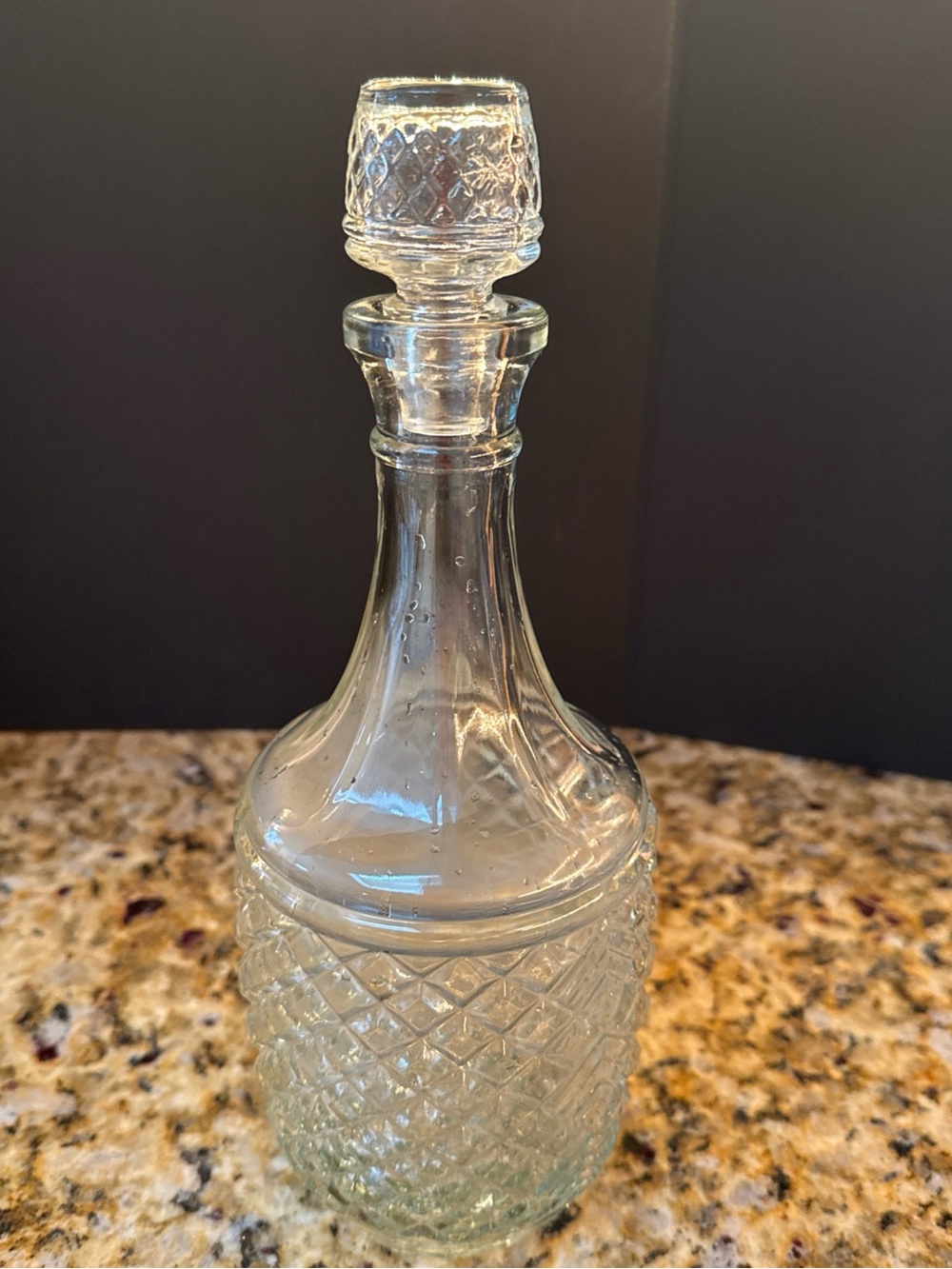 Clear Glass Cut-Diamond Pattern Decanter with Stopper 11” tall